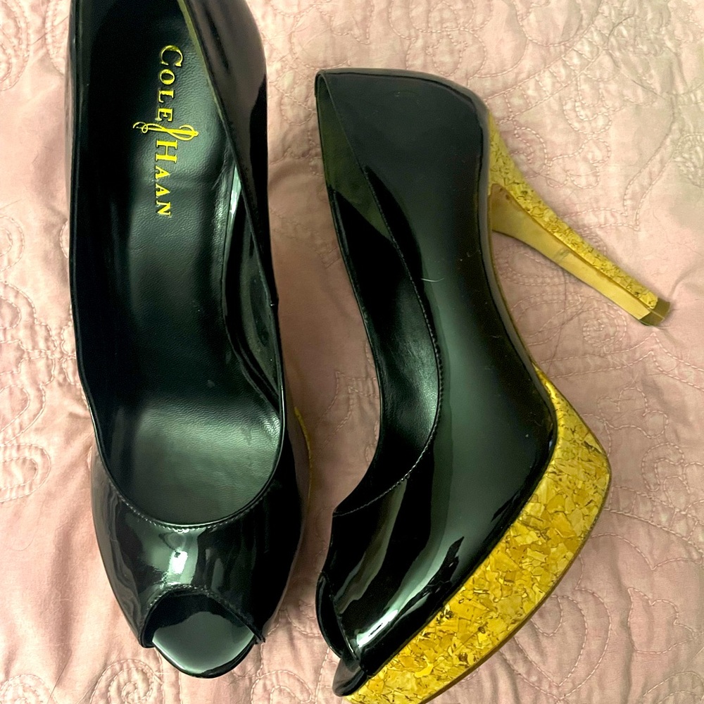 Cole Haan open toed blk stilettos-sz 9